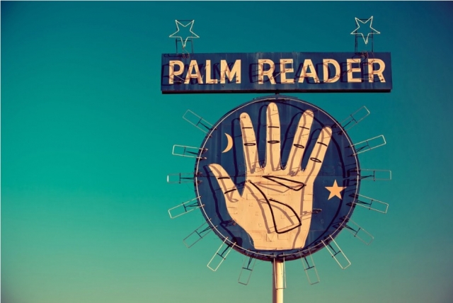 Palm Reading for Magicians by Paul Voodini (Full video + PDF)